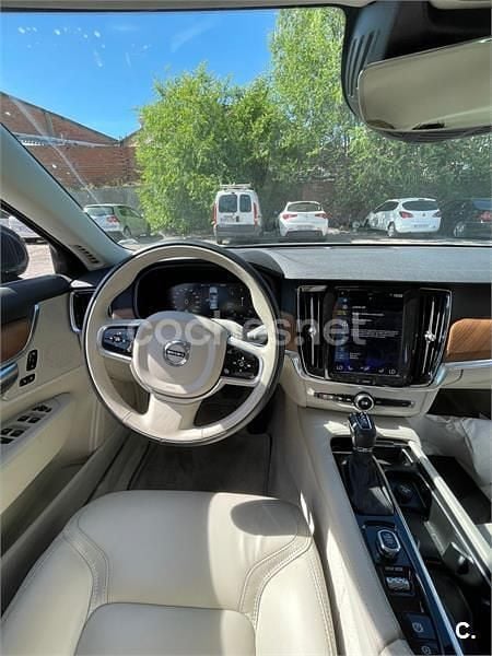 Käytetty Volvo S90 Inscription 190 HP (139 kW) 2018 Sininen Sedan
