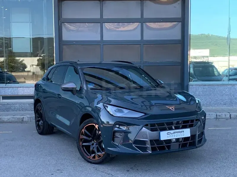Usado Cupra Terramar 204 CV (150 kW) 2025 Azul SUV