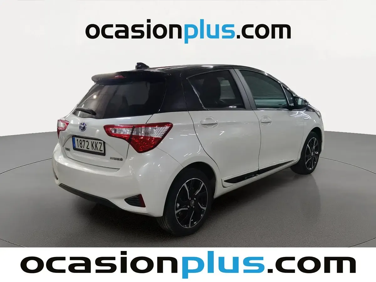 Usado Toyota Yaris 100 CV (73 kW) 2018 Blanco