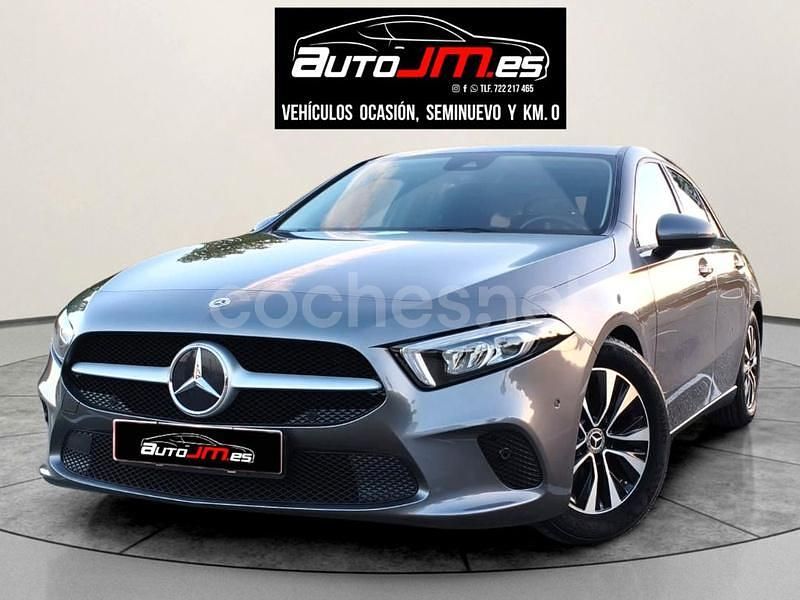 Gris / plata Usado 2020 Mercedes A180 Berlina | 20.750 € (Buen precio) - Imagen 1/4