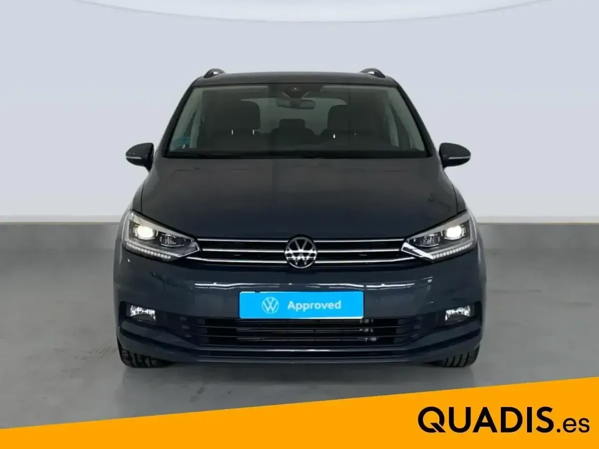 Usado VW Touran 150 CV (110 kW) 2025 Gris Monovolumen