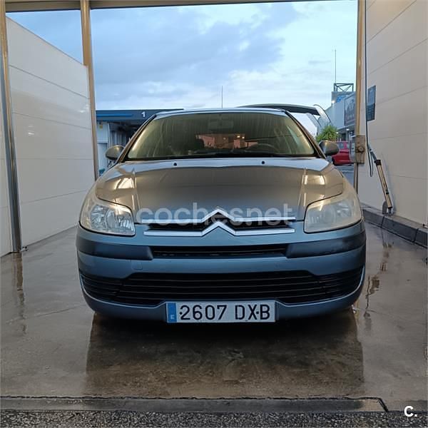 Usado Citroën C4 90 CV (66 kW) 2006 Gris / plata Berlina