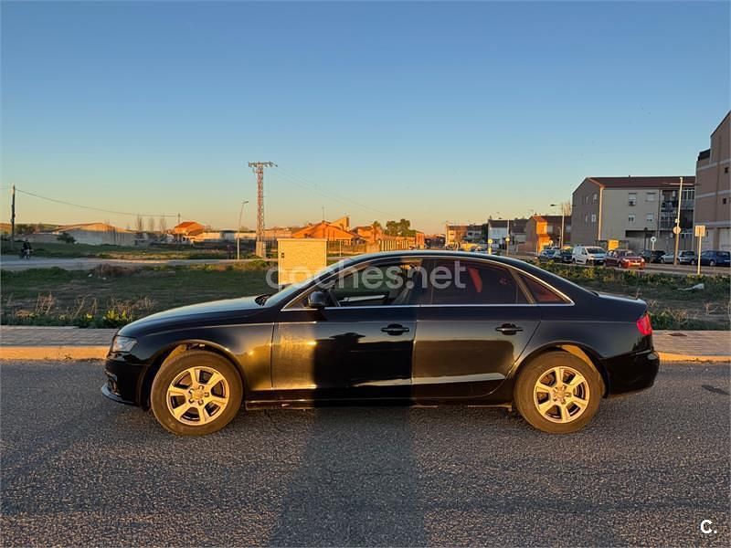 Usado Audi A4 170 CV (125 kW) 2010 Negro Berlina
