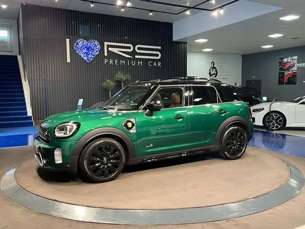 Usado Mini Countryman 220 CV (161 kW) 2022 Verde SUV