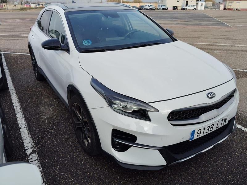 Usado Kia XCeed 160 CV (117 kW) 2021 Blanco SUV
