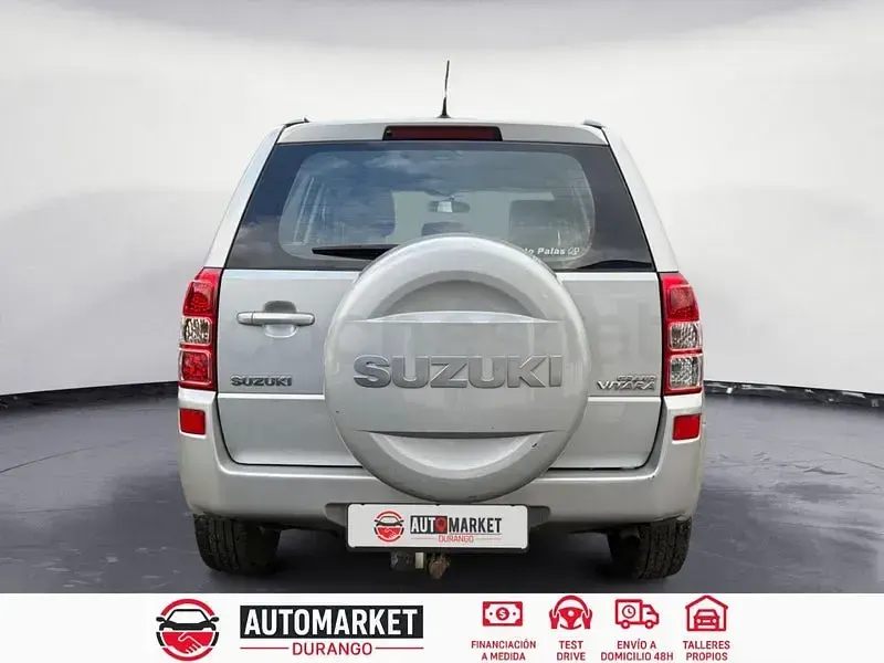 Usado Suzuki Grand Vitara 129 CV (94 kW) 2009 Gris / plata SUV