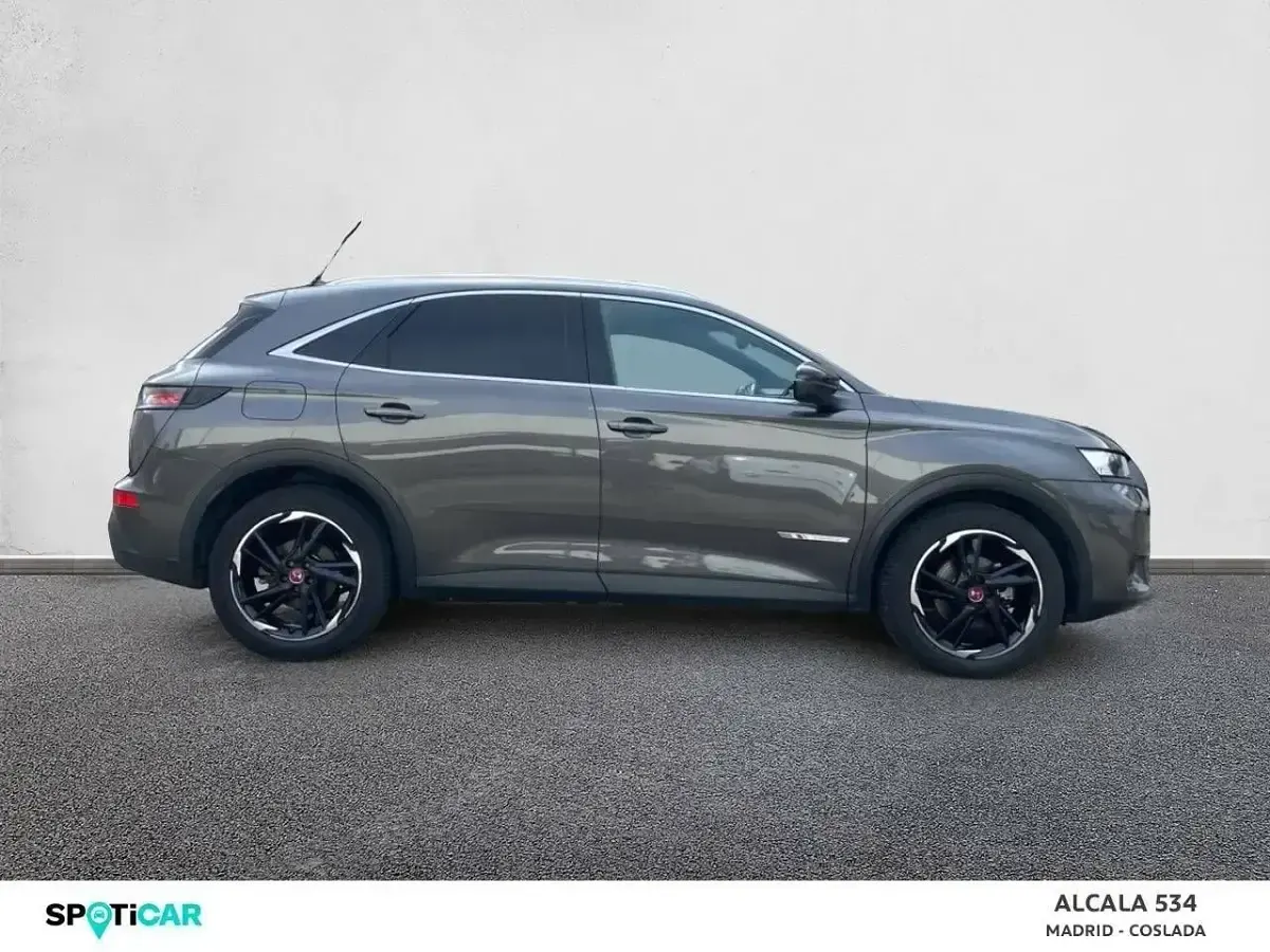 Usado DS Automobiles DS3 Crossback Performance 130 CV (95 kW) 2019 Gris SUV