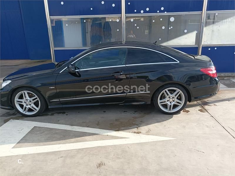 Usado Mercedes E250 204 CV (150 kW) 2014 Negro Coupe