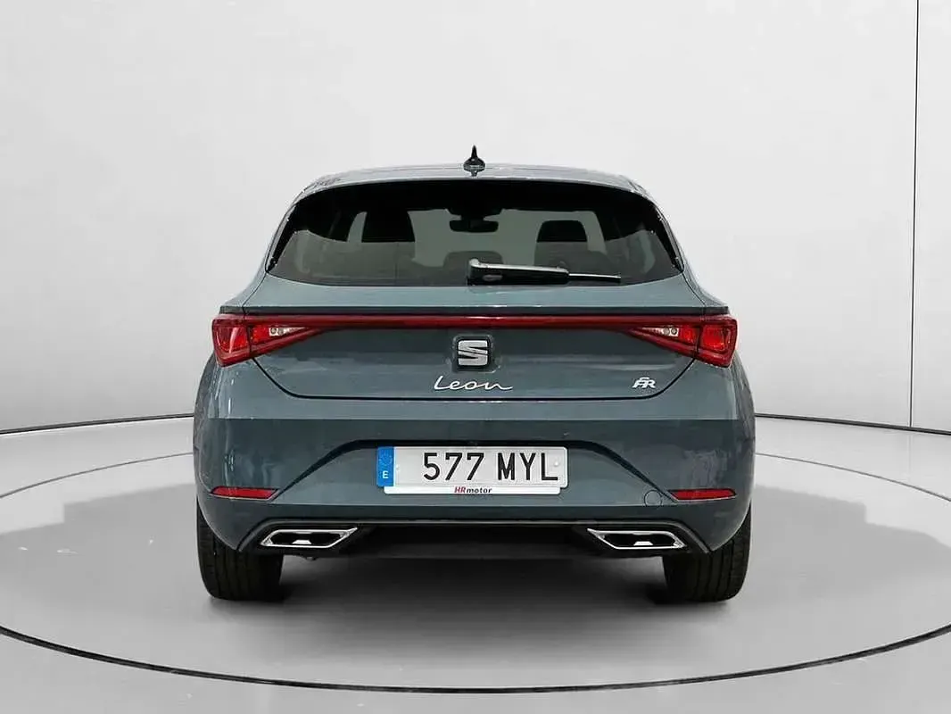 Usado Seat Leon FR 150 CV (110 kW) 2025 Azul Utilitario