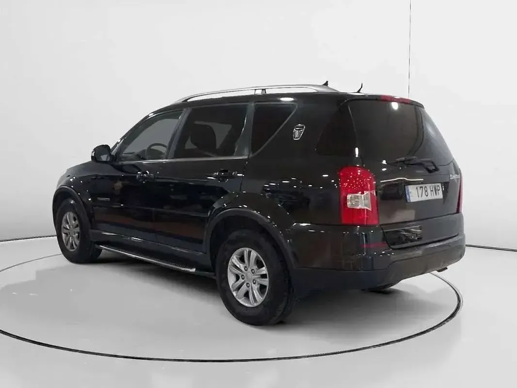 Usado SsangYong Rexton Premium Plus 155 CV (114 kW) 2014 Blanco SUV
