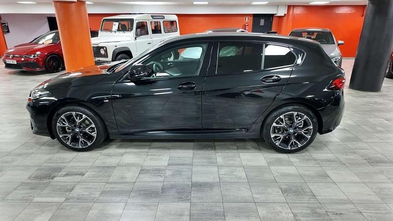 Usado BMW 120 M Sport 190 CV (139 kW) 2024 Negro Utilitario