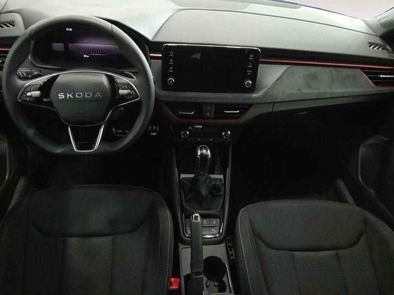 Usado Skoda Scala 115 CV (84 kW) 2025 Azul Utilitario