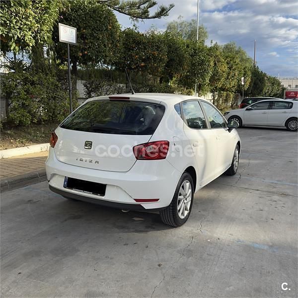 Blanco Usado 2016 Seat Ibiza CONNECT Berlina | 7990 € (Buen precio) - Imagen 1/3