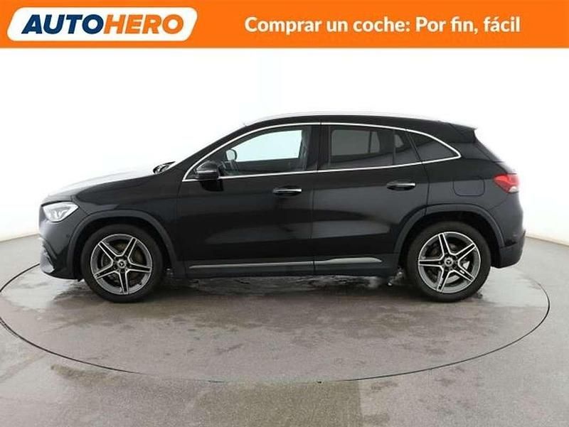 Usado Mercedes GLA200 AMG line 150 CV (110 kW) 2021 Negro SUV