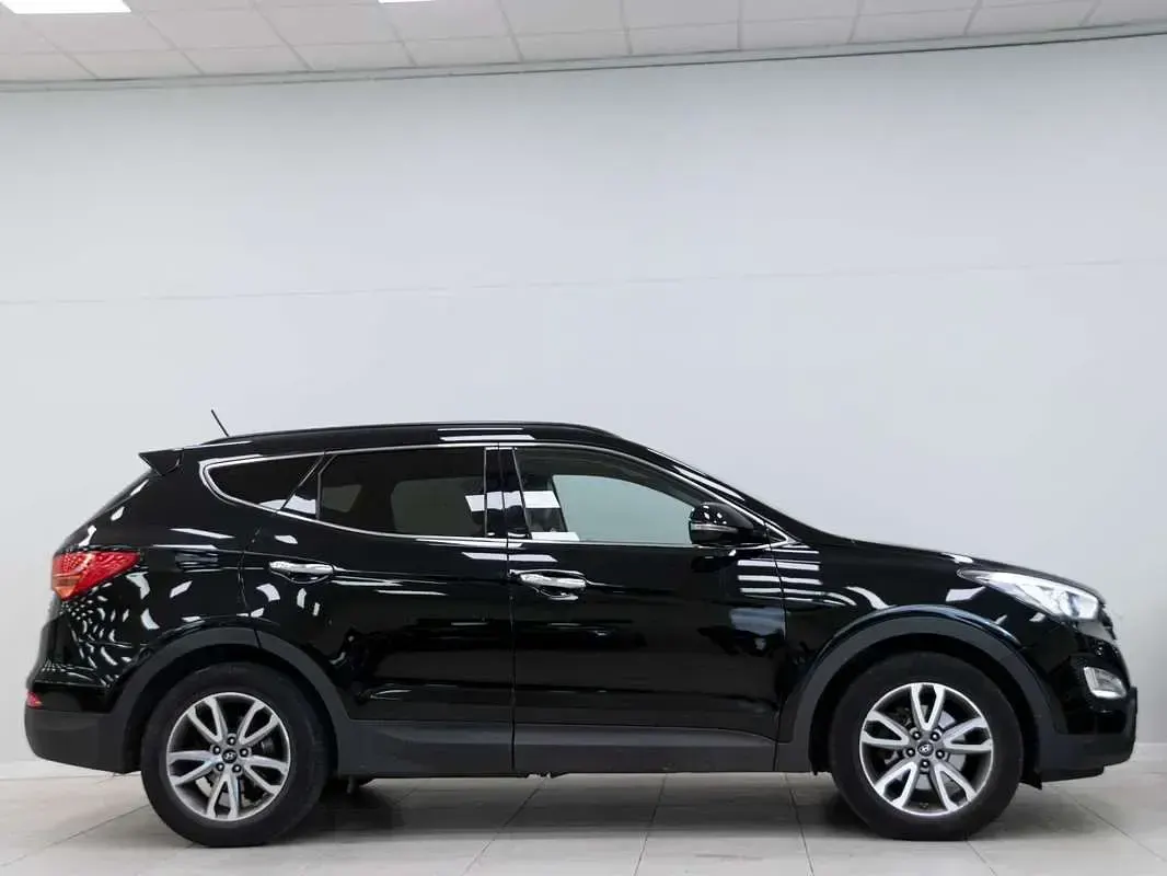 Usado Hyundai Santa Fe Style 197 CV (144 kW) 2015 Negro SUV