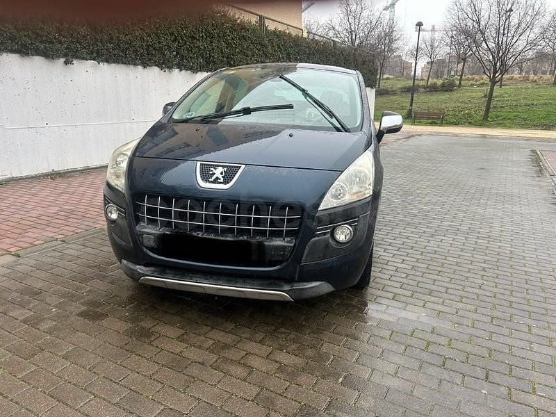 Usado Peugeot 3008 Active 115 CV (84 kW) 2012 Azul Berlina