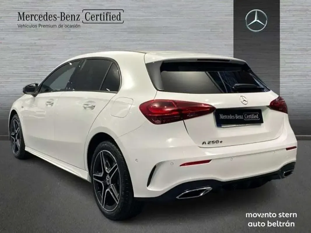 Usado Mercedes A250 Advanced 218 CV (160 kW) 2025 Blanco Utilitario