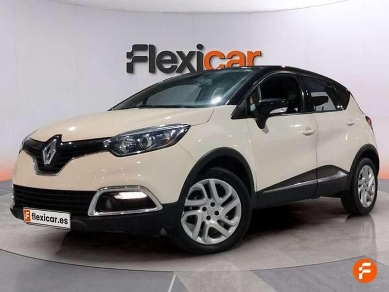 Usado Renault Captur Version S 120 CV (88 kW) 2017 Beige SUV