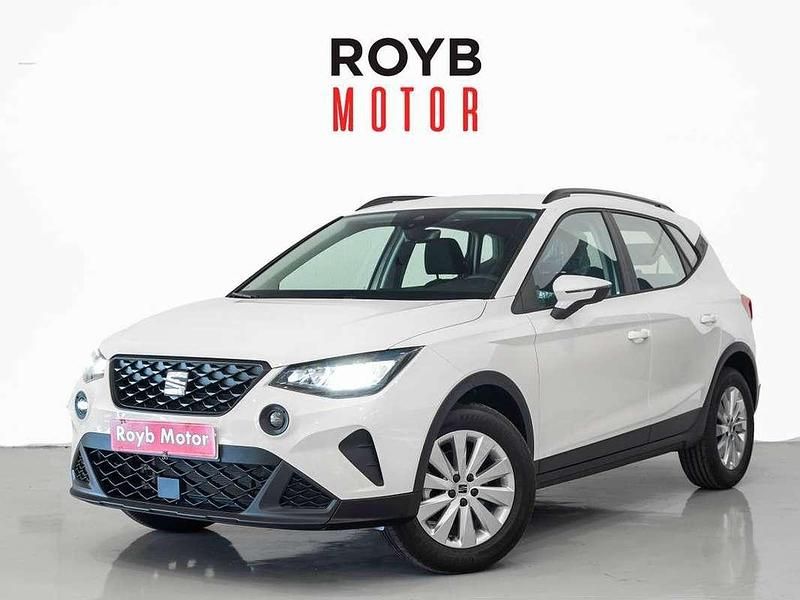 Usado Seat Arona Reference 95 CV (69 kW) 2023 Blanco SUV