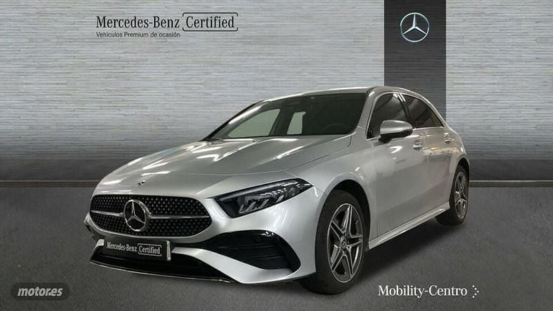 Plateado Usado 2024 Mercedes A250 AMG line Berlina | 36.900 € (Precio justo) - Imagen 1/4