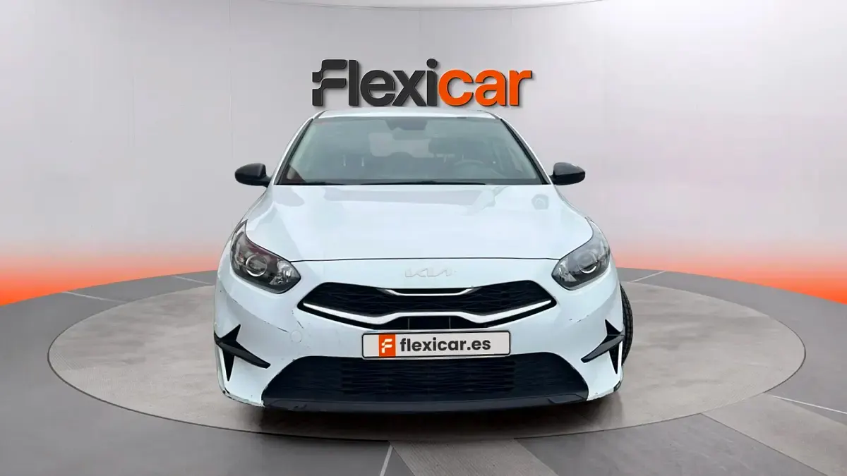 Usado Kia Ceed 101 CV (74 kW) 2021 Blanco Utilitario