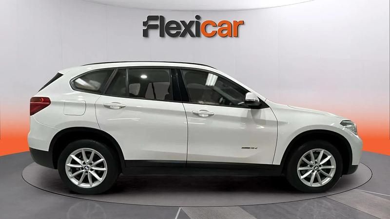 Usado BMW X1 Comfort Edition 190 HP (139 kW) 2018 Branco SUV