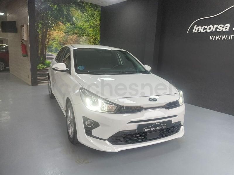 Usado Kia Rio 100 CV (73 kW) 2021 Blanco Berlina