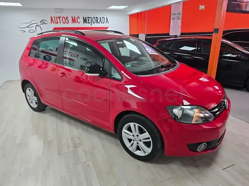 Usado VW Golf Plus Cross Advance 105 CV (77 kW) 2012 Rojo Monovolumen
