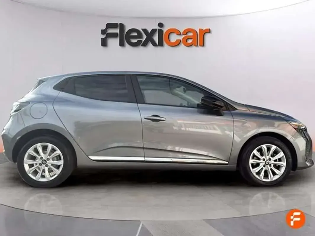 Usado Renault Clio V Evolution 101 CV (74 kW) 2025 Gris Utilitario