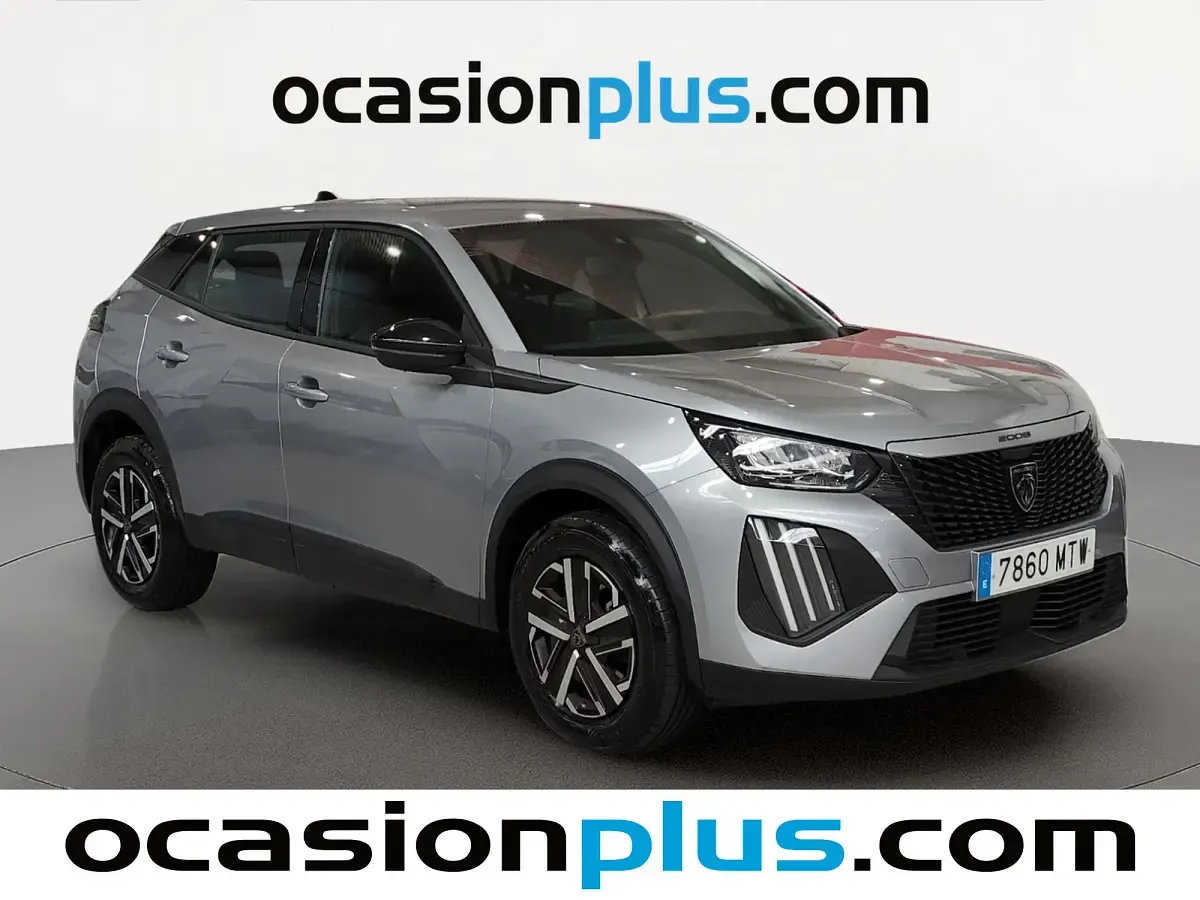 Usado Peugeot 2008 Active 102 CV (75 kW) 2024 Gris SUV