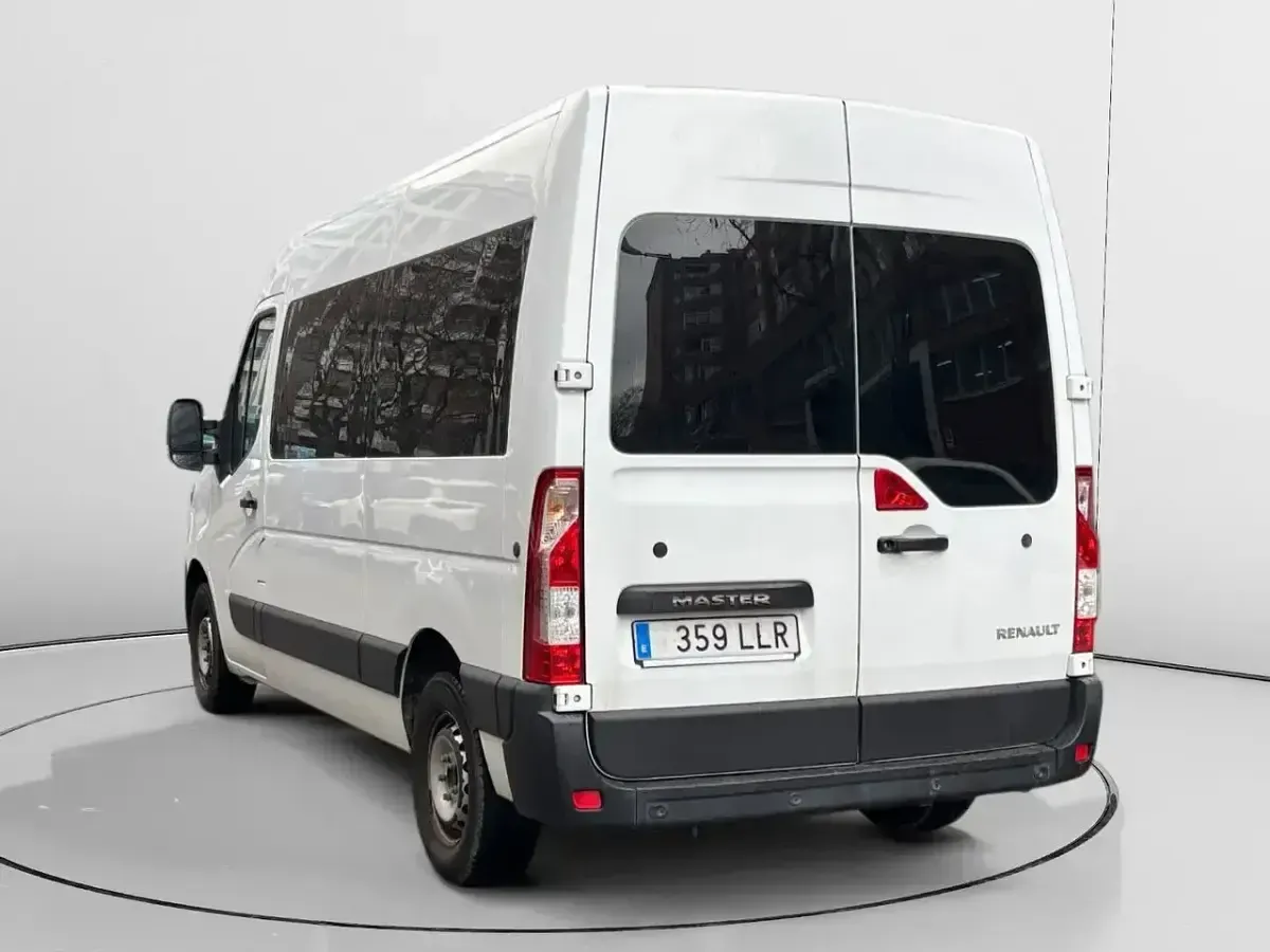 Usado Renault Master 135 CV (99 kW) 2020 Blanco Monovolumen