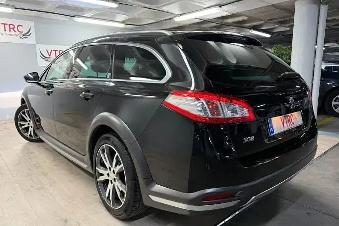 Usado Peugeot 508 RXH 200 CV (147 kW) 2013 Negro Familiar