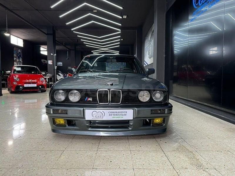 Usado BMW 325 170 CV (125 kW) 1989 Gris / plata Berlina