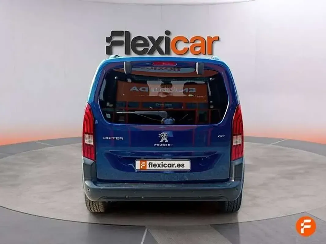 Usado Peugeot Rifter GT 131 CV (96 kW) 2023 Azul Monovolumen