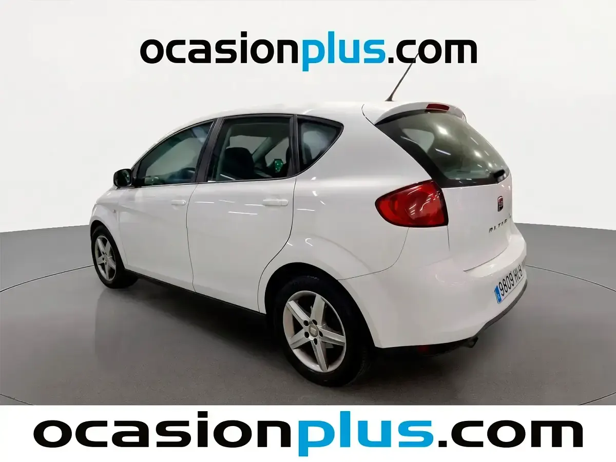 Usado Seat Altea Ecomotive 105 CV (77 kW) 2012 Blanco Monovolumen