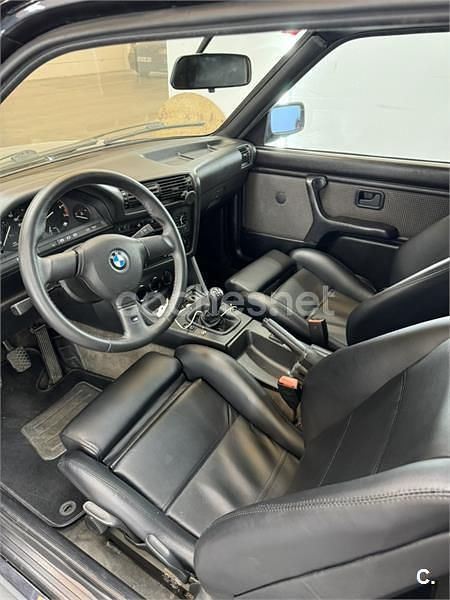Usado BMW 320 150 CV (110 kW) 1992 Negro Coupe