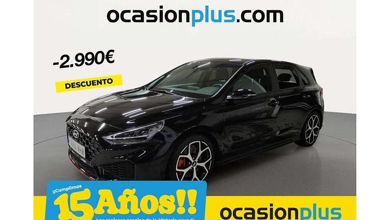 Negro Usado 2023 Hyundai i30 Utilitario | 29.910 € (Precio justo) - Imagen 1/4