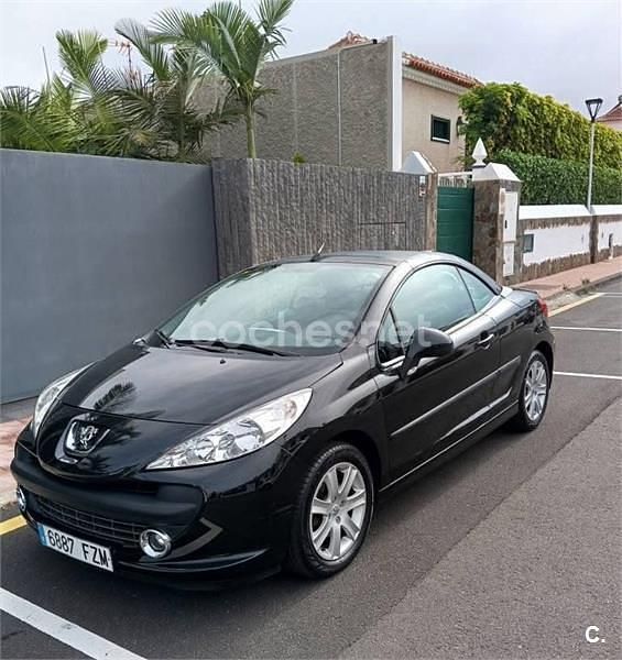 Usado Peugeot 207 CC 120 CV (88 kW) 2008 Negro Descapotable
