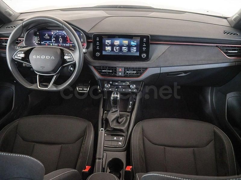 Usado Skoda Kamiq Sport 150 CV (110 kW) 2025 Negro SUV