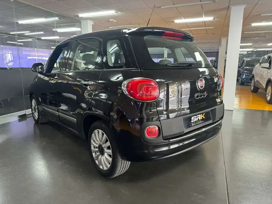 Usado Fiat 500L Lounge 95 CV (69 kW) 2016 Negro Monovolumen