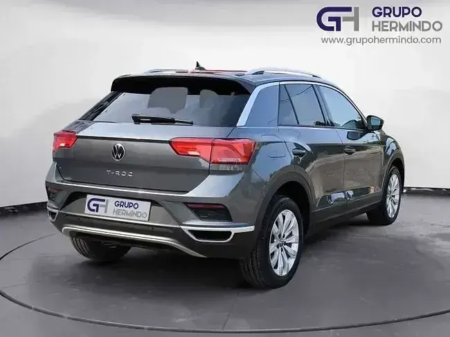 Usado VW T-Roc Advance 150 CV (110 kW) 2021 Gris SUV
