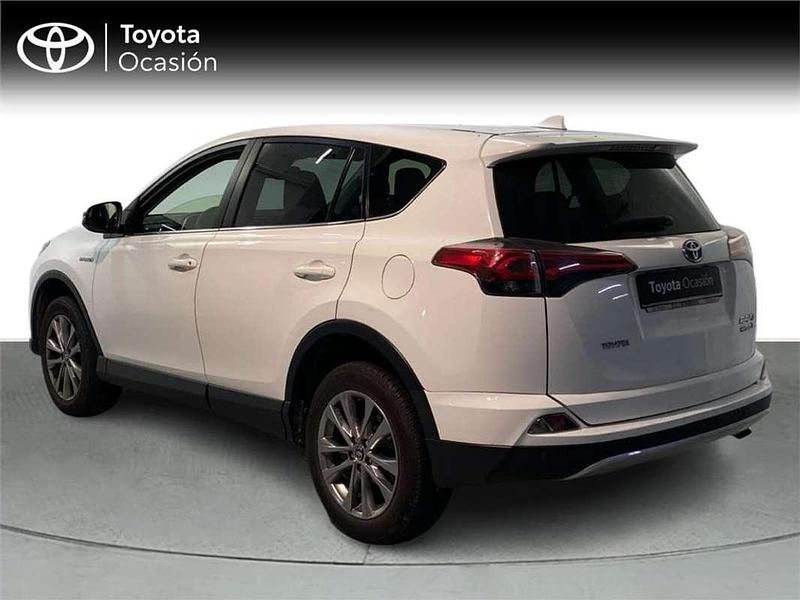 Usado Toyota RAV4 Hybrid Advance 197 CV (144 kW) 2016 SUV