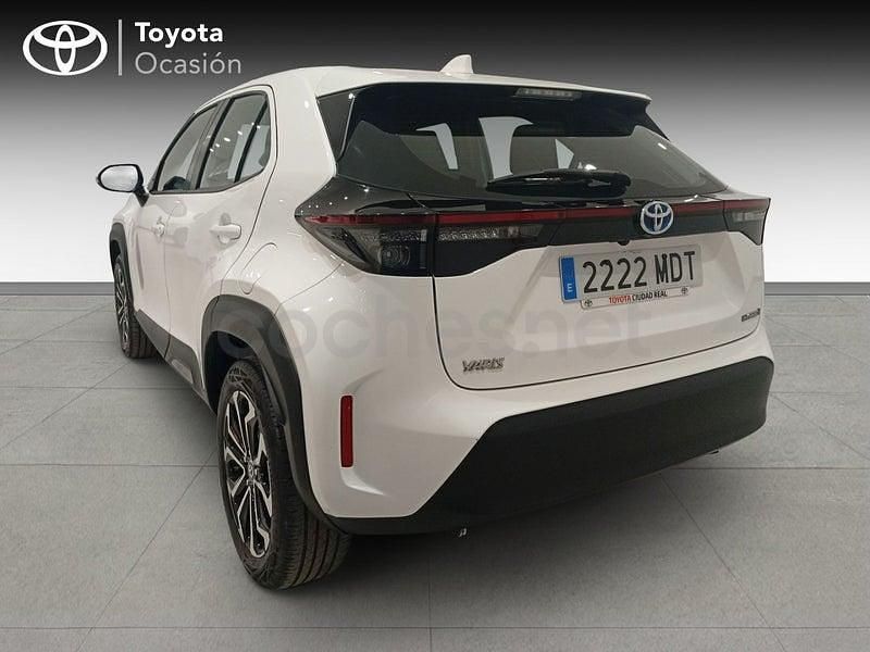 Usado Toyota Yaris Cross Active 116 CV (85 kW) 2023 Blanco SUV