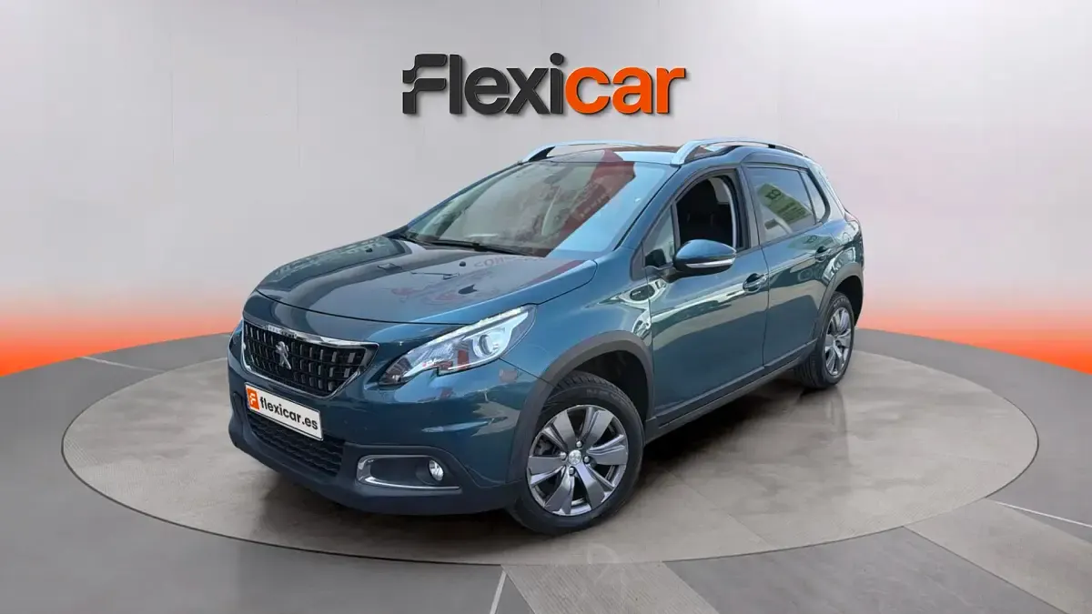 Usado Peugeot 2008 Allure 131 CV (96 kW) 2019 Azul SUV
