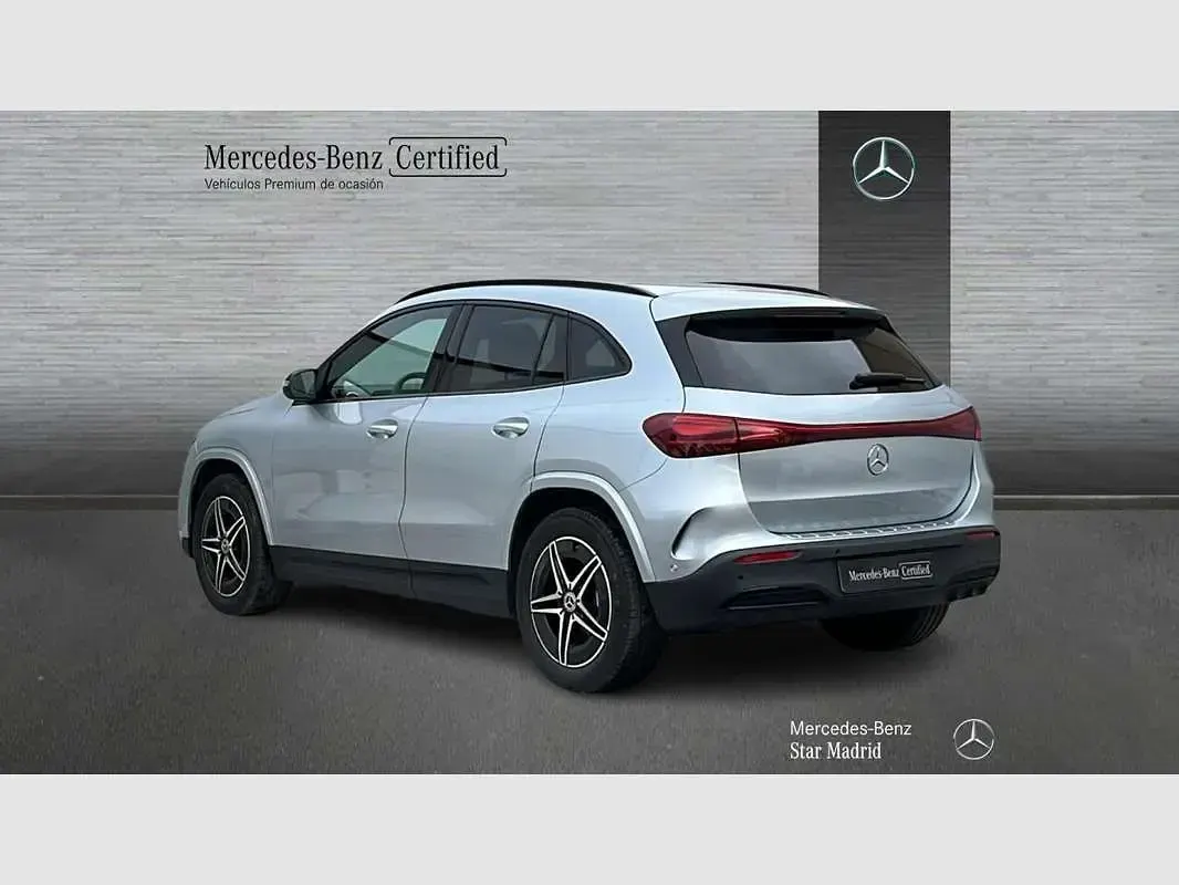 Usado Mercedes EQA300 167 kW (228 CV) 2025 Plateado SUV