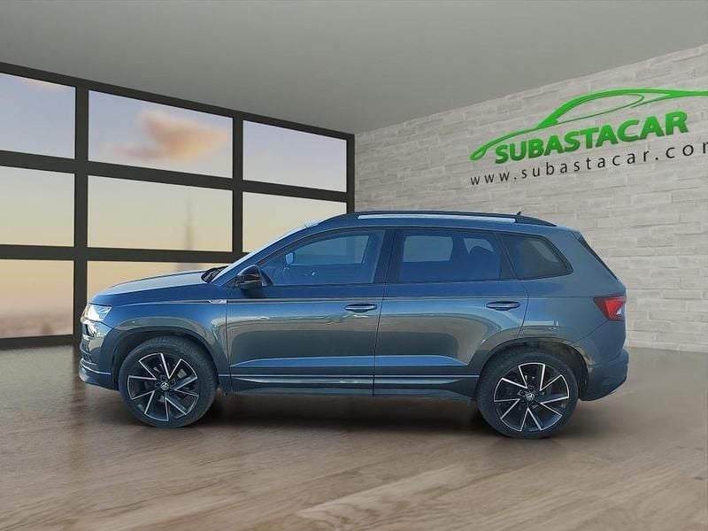 Gris Usado 2021 Skoda Karoq SportLine SUV | 19.298 € (Super precio) - Imagen 1/4