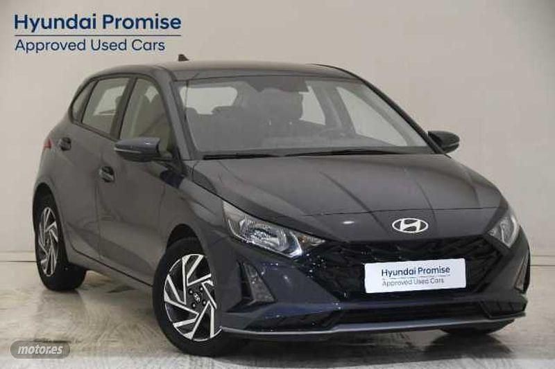 Usado Hyundai i20 99 CV (72 kW) 2024 Aurora grey Utilitario