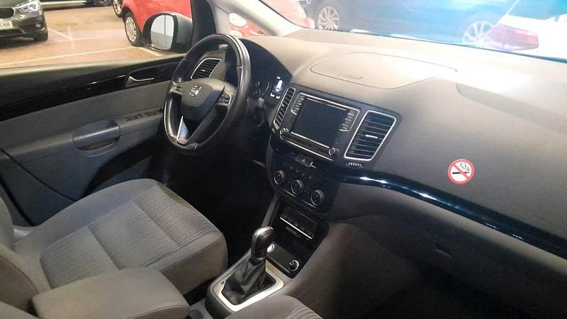 Usado Seat Alhambra Style 150 CV (110 kW) 2022 Monovolumen