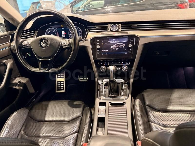 Usado VW Arteon Elegance 150 CV (110 kW) 2018 Negro Berlina