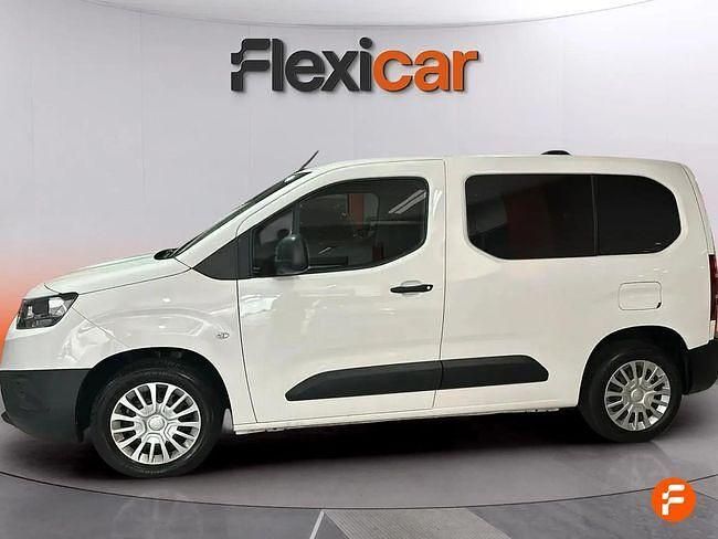 Usado Toyota Proace Verso Active 102 CV (75 kW) 2022 Blanco Familiar